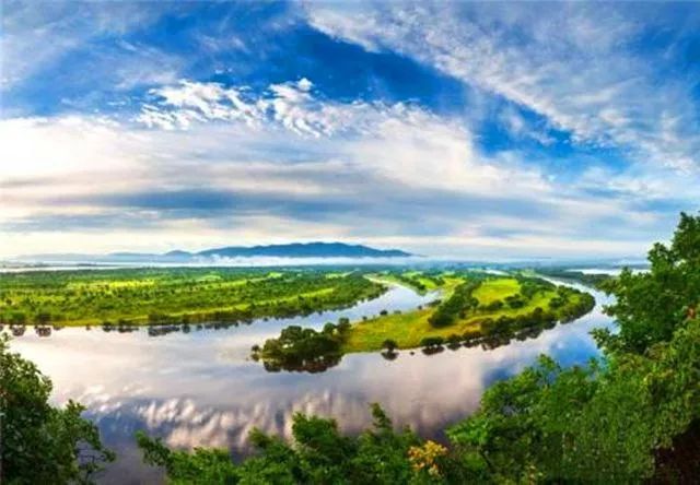 黑龙江风采，主持人倾情开场，精彩节目即将呈现